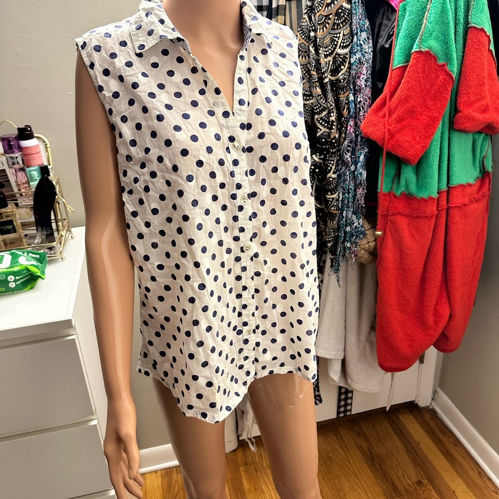 Polka Dot Sleeveless Button-Up Blouse